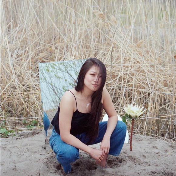 Meet your Posher, Sarah - Picture 1 of 1